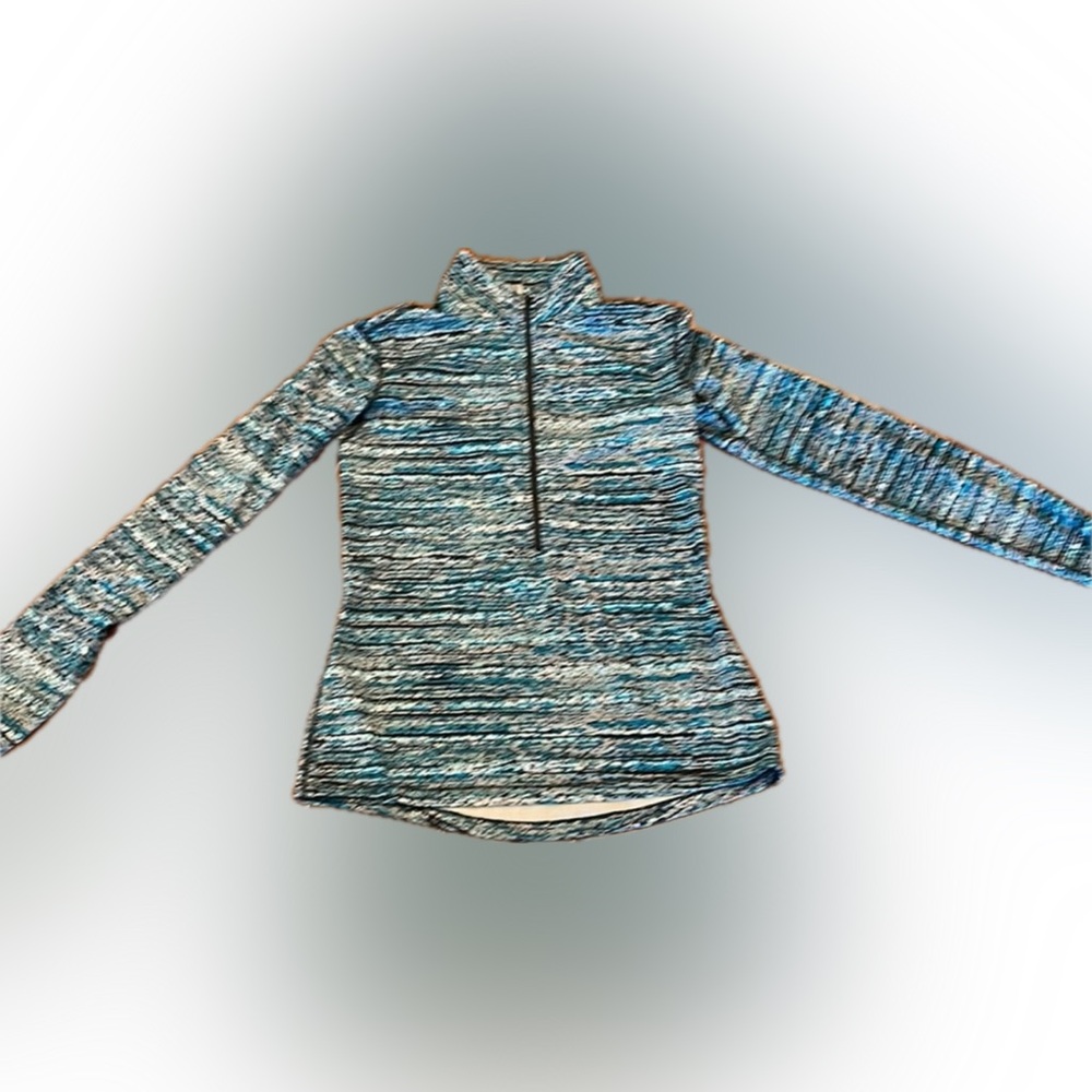 Women’s Nike pro long sleeve, half zip winter gear.
